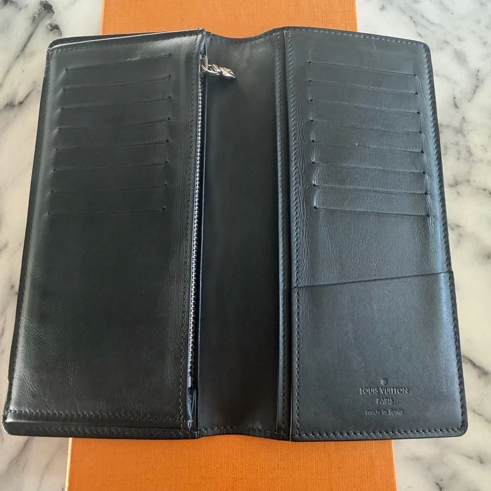 Louis Vuitton Brazza Graphite Damier Long Wallet - Picture 3 of 8